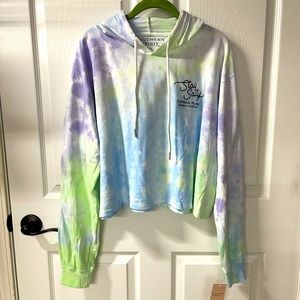 SOUTHERN SPIRIT Long Sleeve Hooded Crop Top